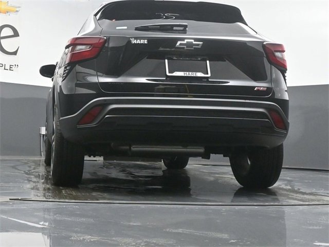New 2026 Chevrolet Trax RS w/ Sunroof Package image 32