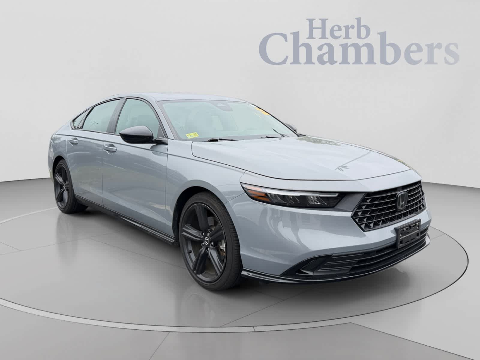 Used 2023 Honda Accord Sport image 9