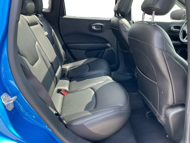 Used 2021 Jeep Compass Latitude w/ Sun and Sound Group AWD/4WD image 18