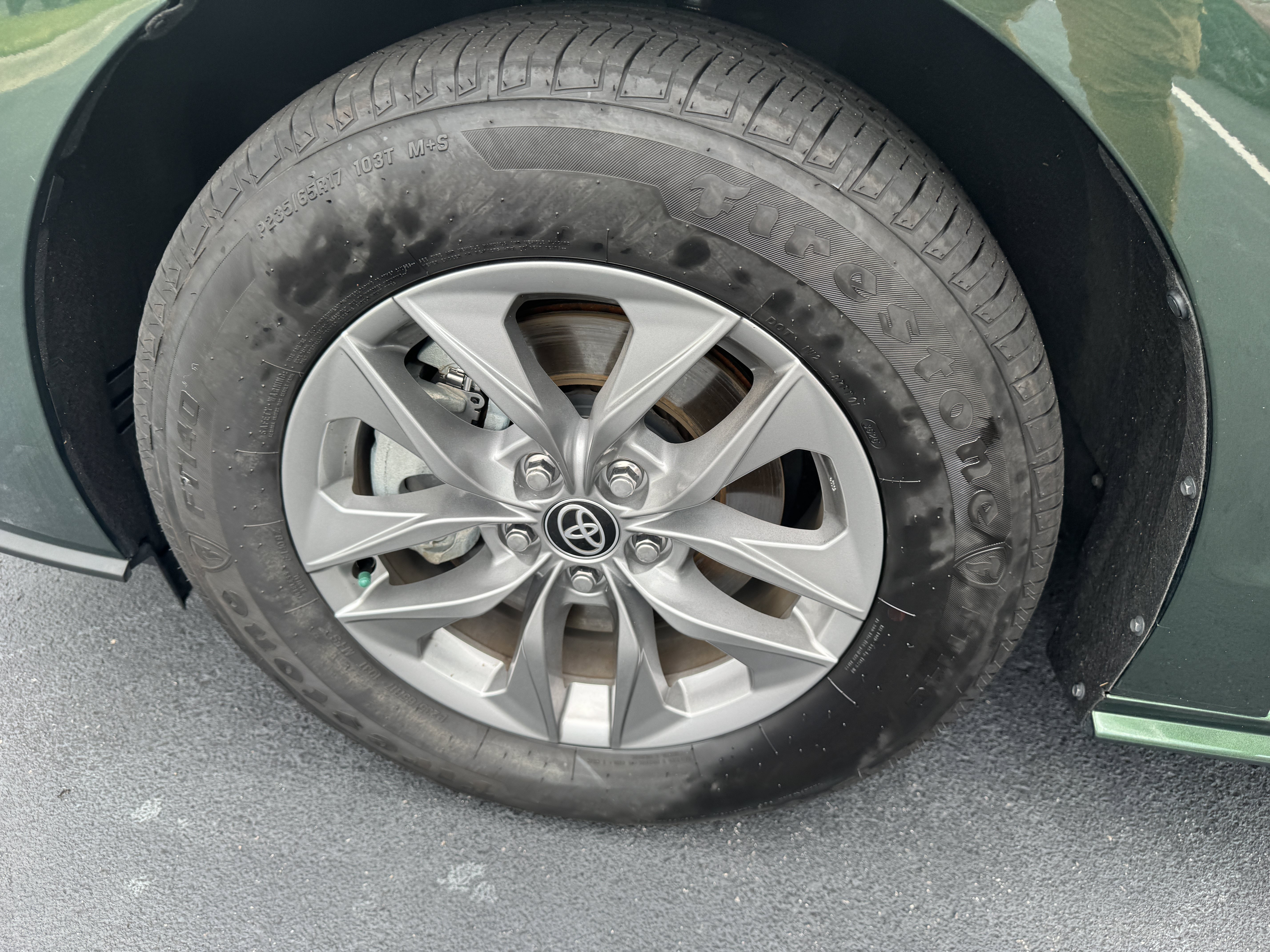 Certified 2026 Toyota Sienna XLE FWD image 27