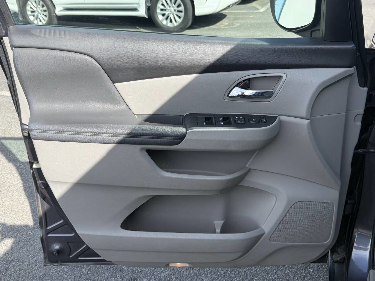 Used 2015 Honda Odyssey EX-L image 9