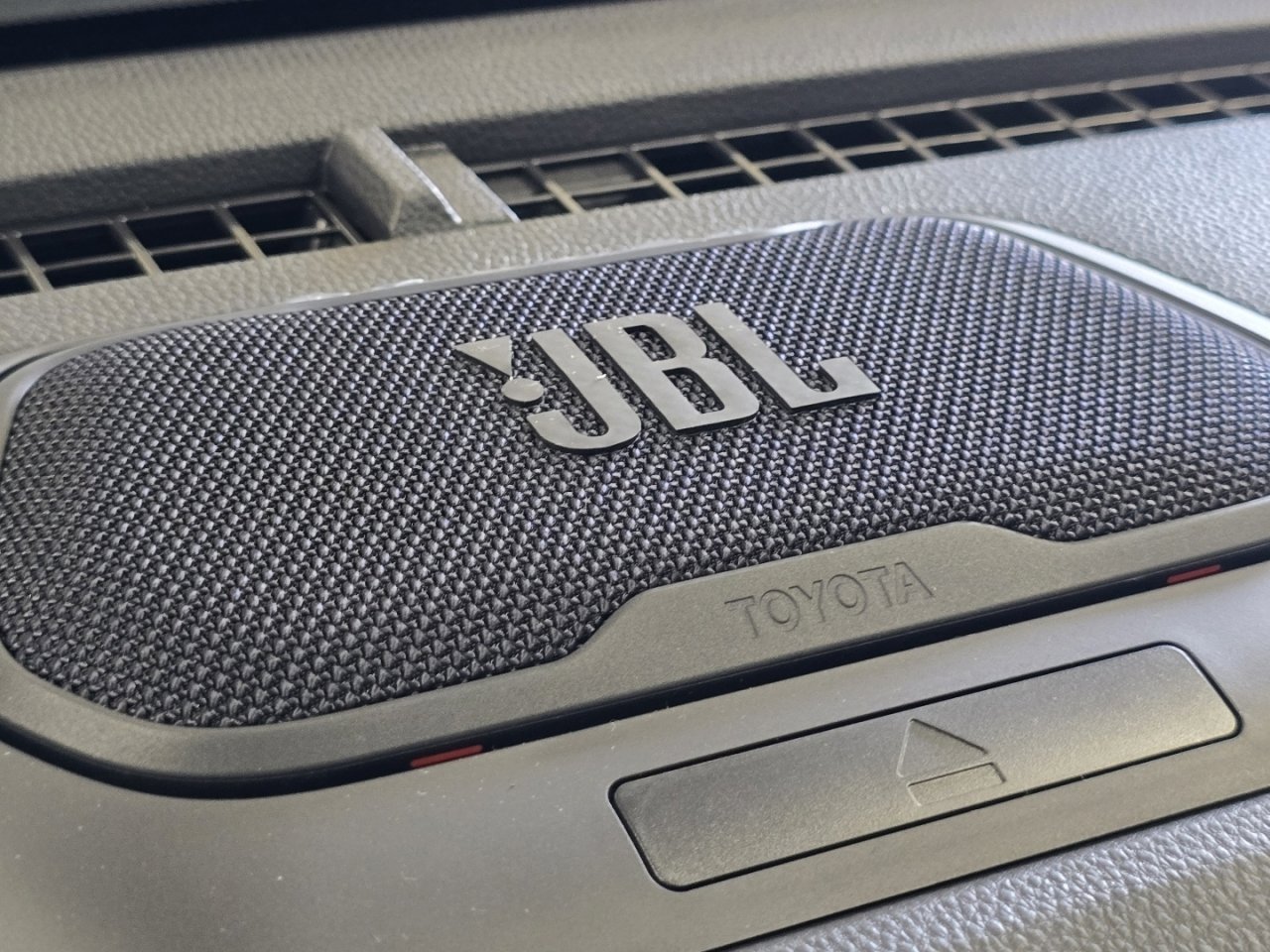 New 2026 Toyota 4Runner TRD Off-Road Premium image 11