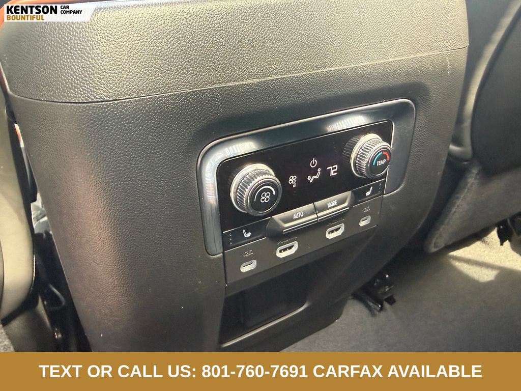 Used 2024 GMC Yukon Denali Ultimate AWD/4WD image 39
