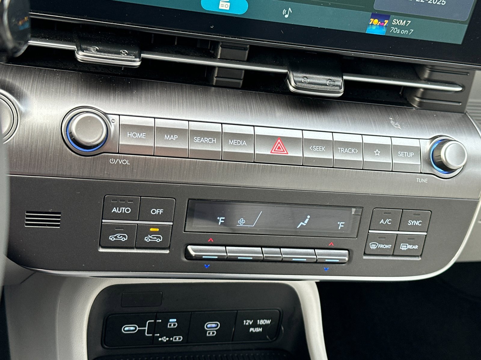 Used 2024 Hyundai Kona SEL image 20