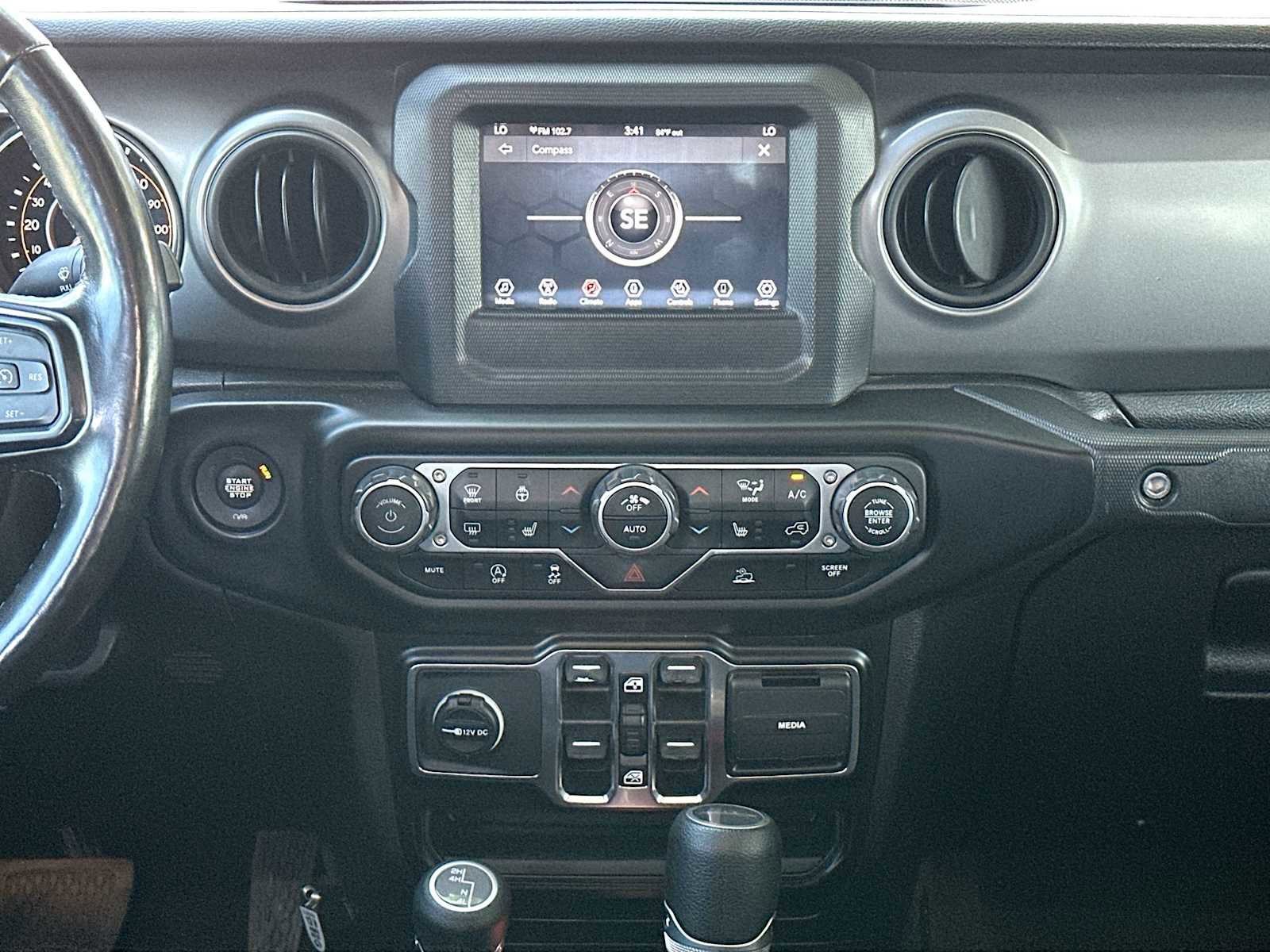 Used 2021 Jeep Gladiator Sport image 26
