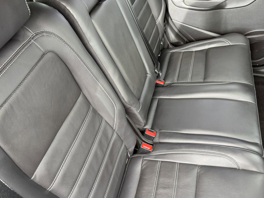 Used 2018 Ford Escape Titanium image 29