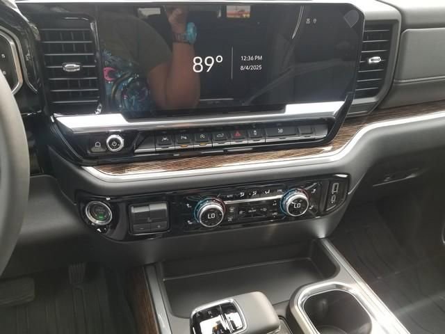 New 2026 GMC Sierra 1500 Elevation w/ Elevation Premium Package image 17