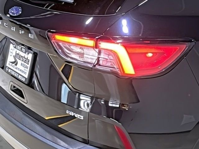 Used 2022 Ford Escape SE w/ Convenience Package image 13