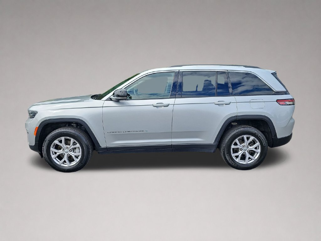 Used 2022 Jeep Grand Cherokee Limited AWD/4WD image 7