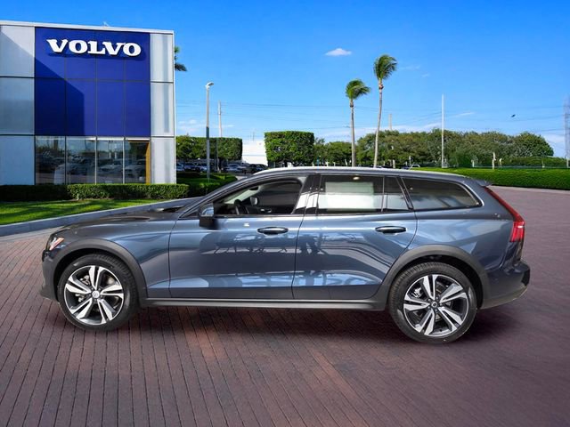 New 2026 Volvo V60 B5 Cross Country Plus w/ Protection Package Premier AWD/4WD image 4