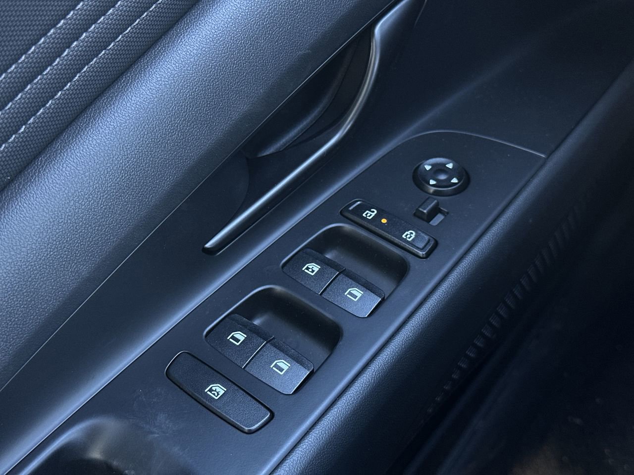 New 2026 Hyundai Elantra SEL Sport Premium FWD image 11