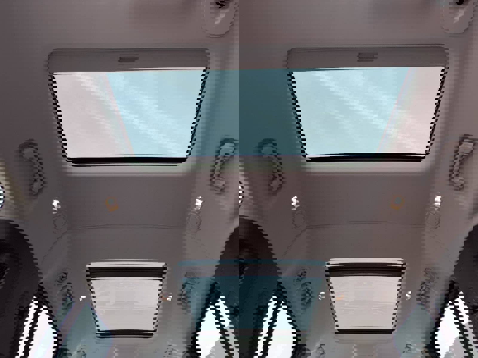 Certified 2025 Land Rover Defender 130 S image 24