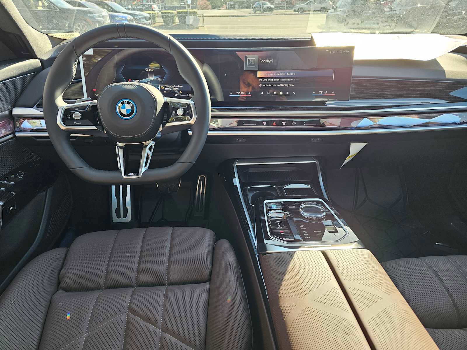 Used 2024 BMW i7 xDrive60 image 21