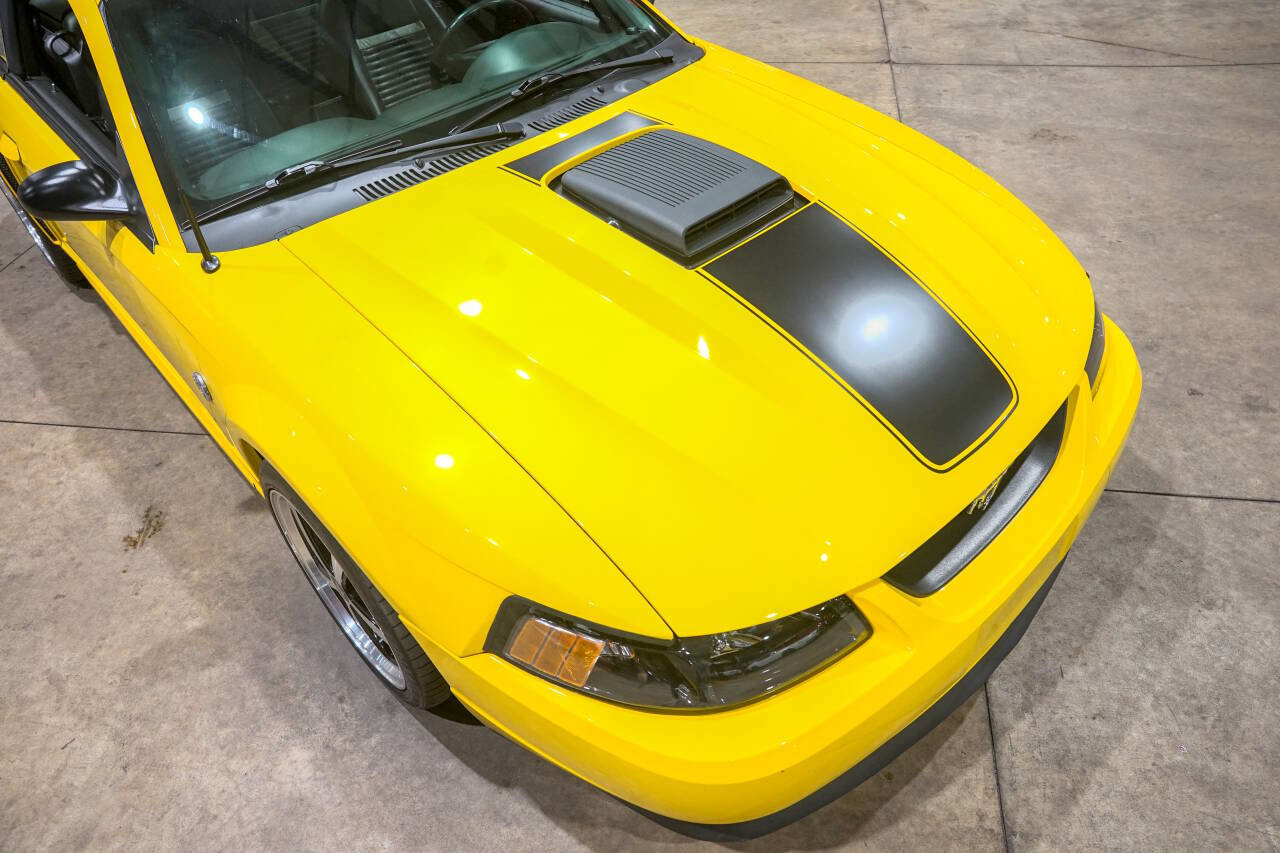Used 2004 Ford Mustang Mach 1 RWD image 17