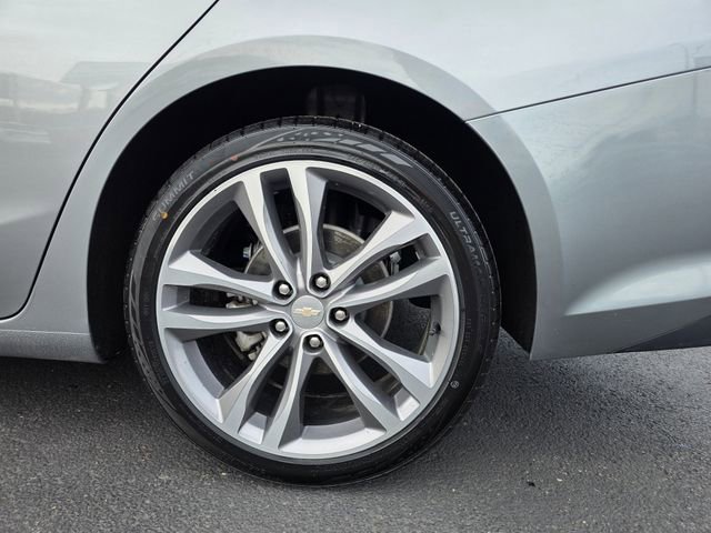 Used 2023 Chevrolet Malibu LT w/ Driver Confidence Package image 8