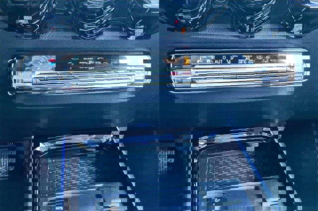 Certified 2025 Mercedes-Benz GLB 250 4MATIC image 18