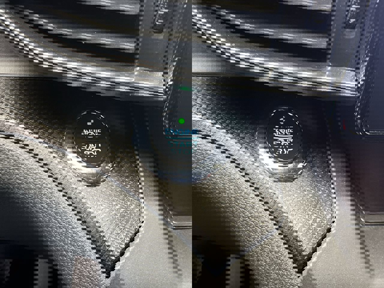 Certified 2020 Ford Explorer ST AWD/4WD image 23