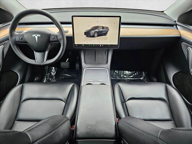 Used 2024 Tesla Model Y Long Range image 18