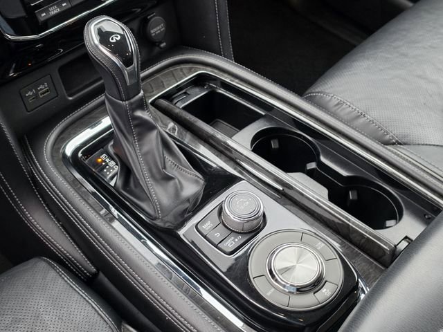Used 2021 INFINITI QX80 Luxe RWD image 21