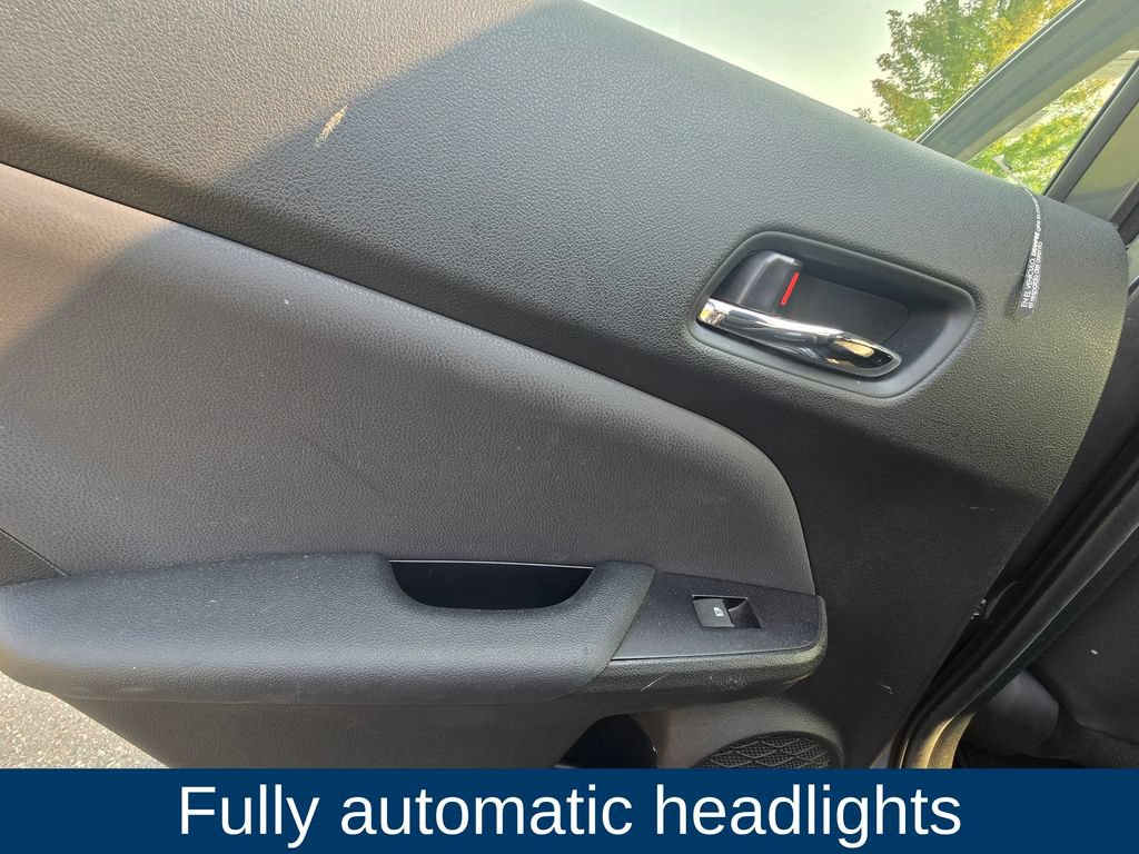 Used 2017 Toyota Prius Four Touring FWD image 13