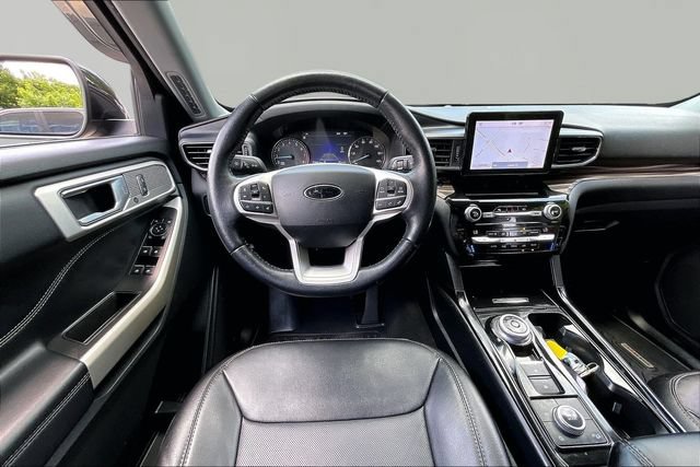 Used 2021 Ford Explorer Limited AWD/4WD image 8