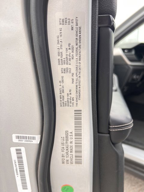 Used 2023 Jeep Grand Cherokee L Laredo image 7