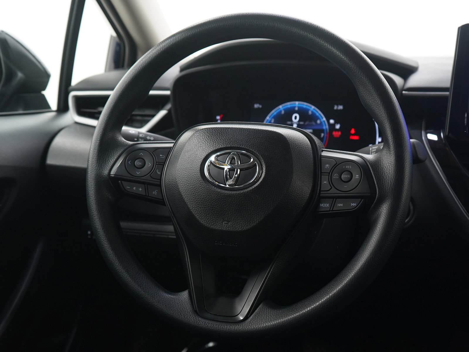 Used 2026 Toyota Corolla LE w/ LE Premium Package FWD image 14