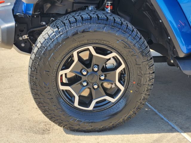 Used 2023 Jeep Gladiator Mojave AWD/4WD image 18