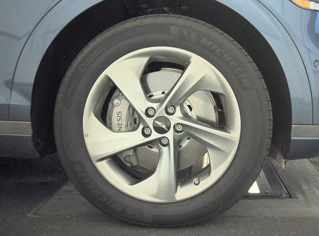 Used 2026 Genesis GV70 2.5T Advanced AWD/4WD image 8