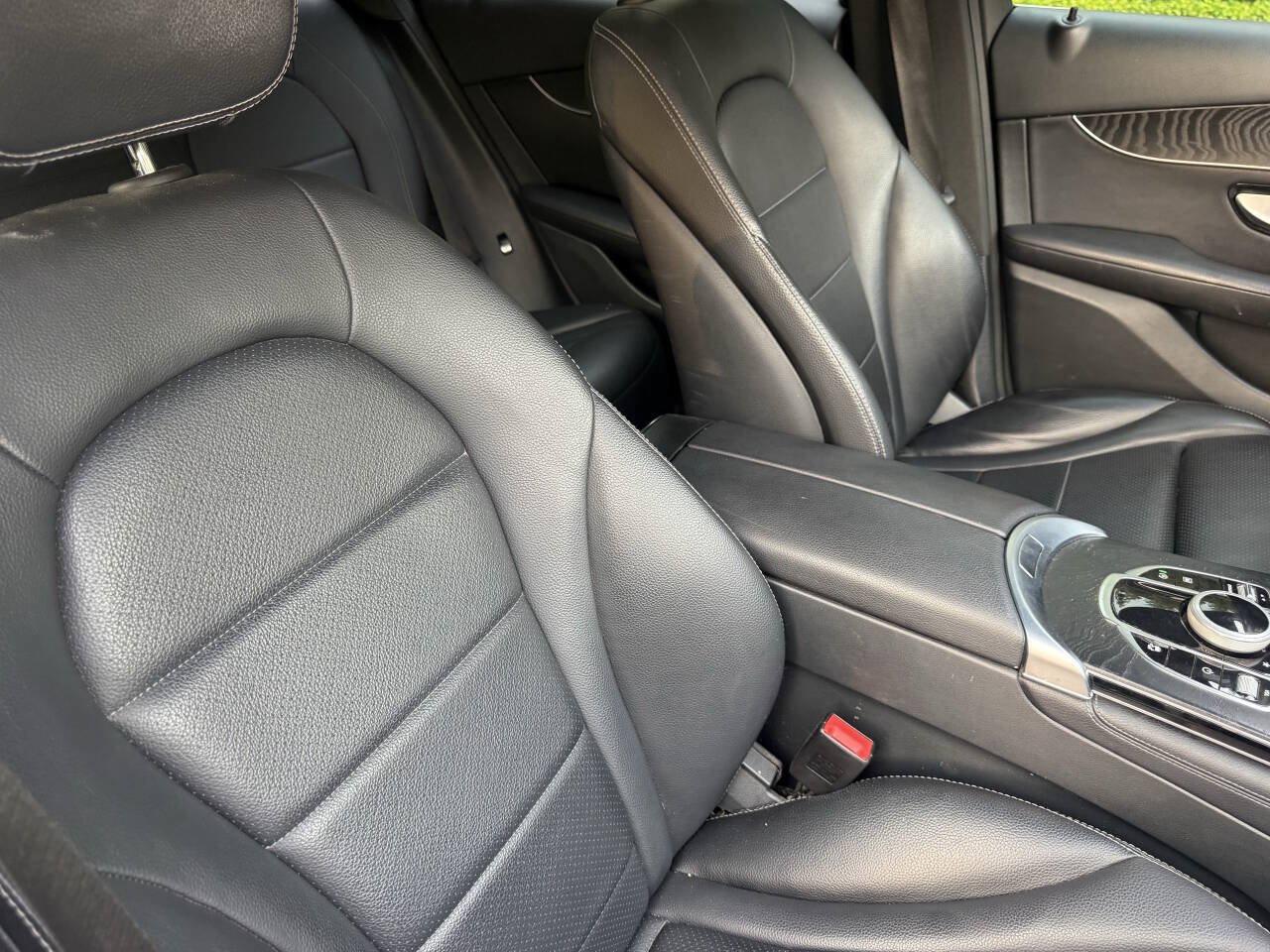Used 2017 Mercedes-Benz GLC 300 4MATIC w/ Premium 1 Package image 12