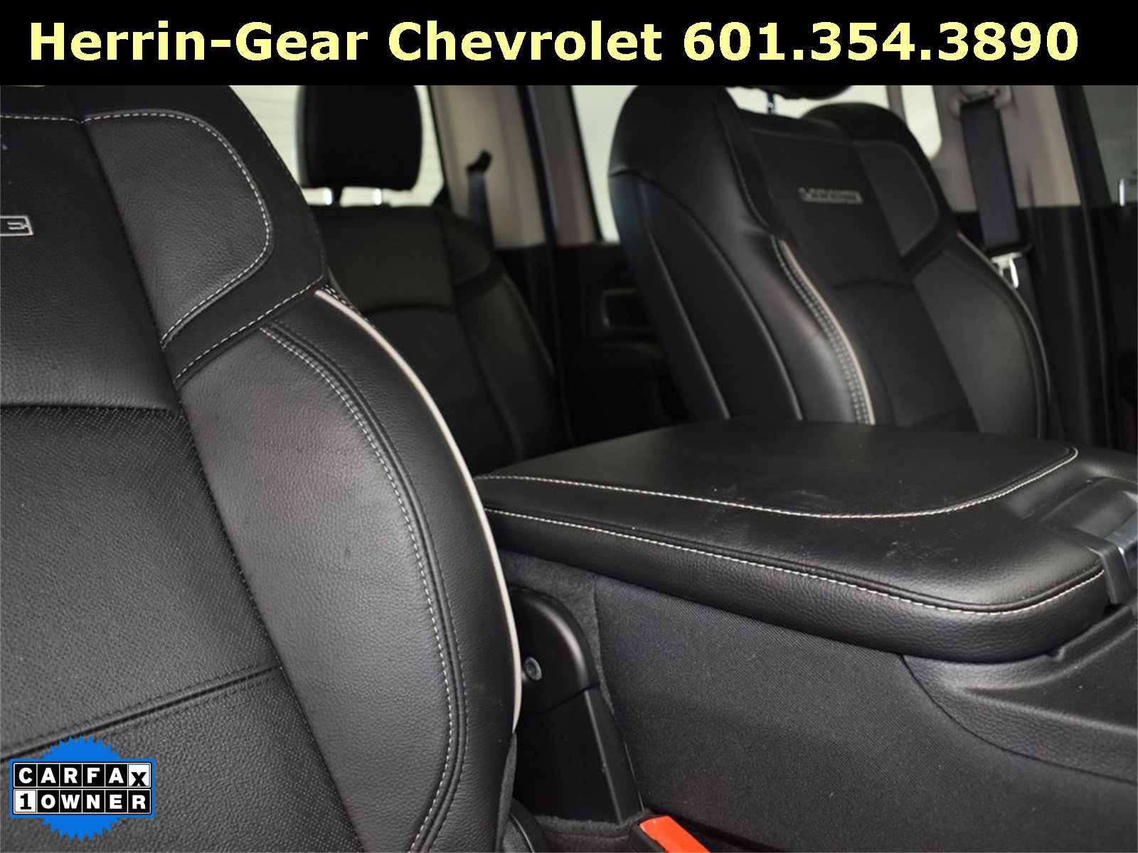 Used 2024 RAM 2500 Laramie w/ Safety Group image 27