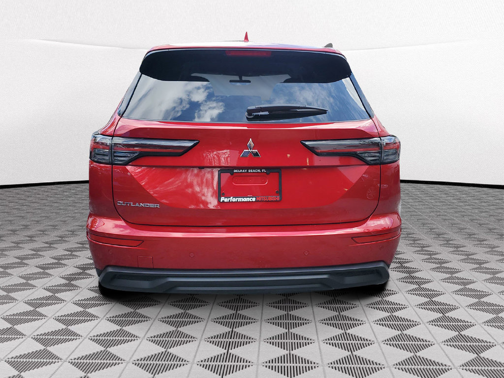 New 2026 Mitsubishi Outlander ES FWD image 5