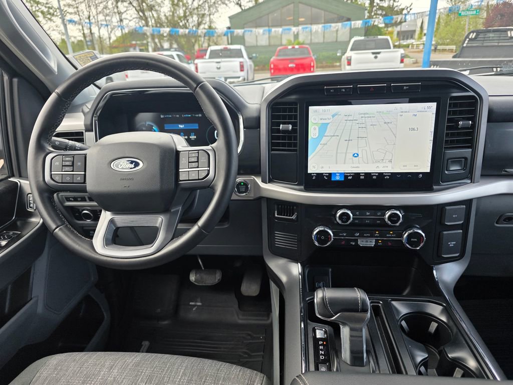 Used 2023 Ford F150 Lightning XLT image 10