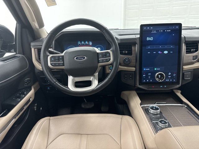 Used 2023 Ford Expedition Max Limited image 23