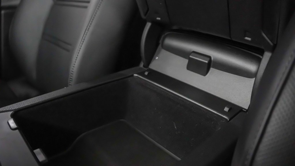 Certified 2025 Porsche Cayenne Coupe image 34