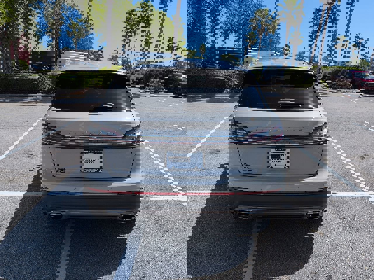 Certified 2021 Lincoln Nautilus FWD w/ Equipment Group 101A image 5