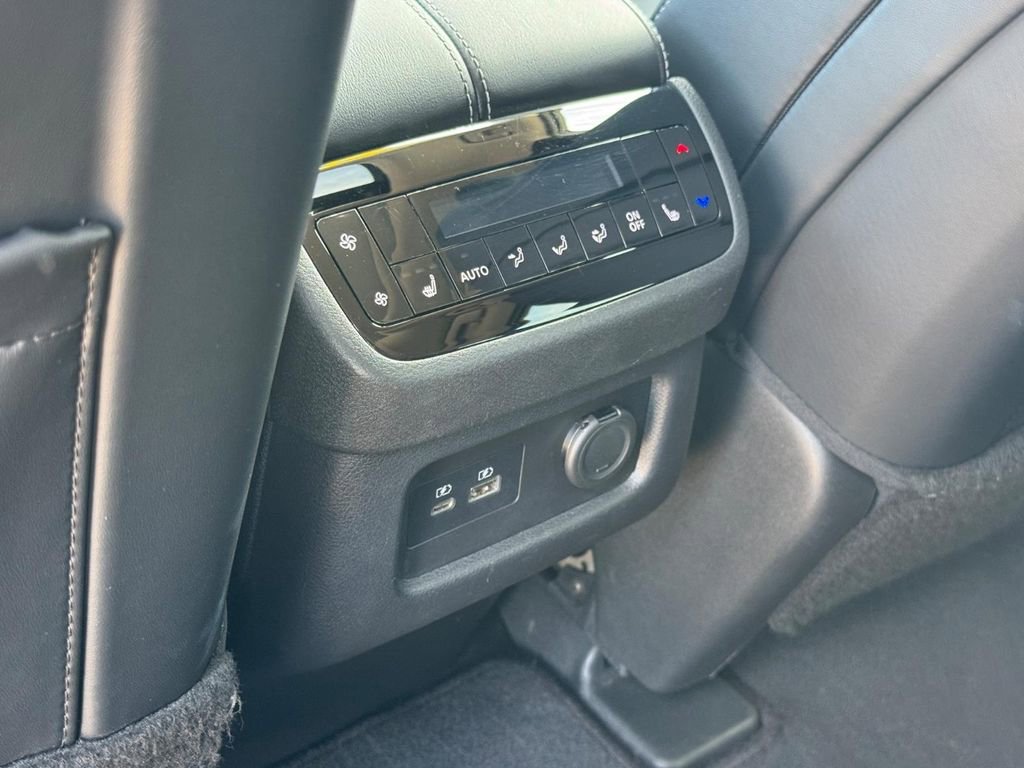 Used 2023 INFINITI QX60 Luxe AWD/4WD image 13