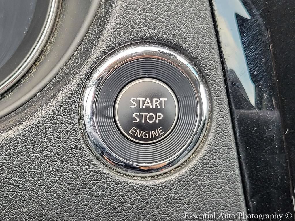 Used 2018 Nissan Rogue SL AWD/4WD image 18