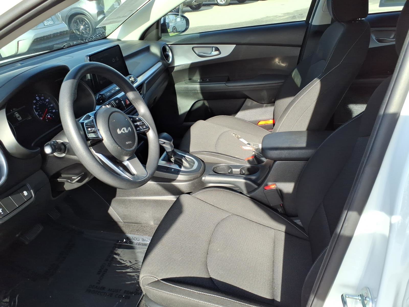 Used 2023 Kia Forte LXS FWD image 13