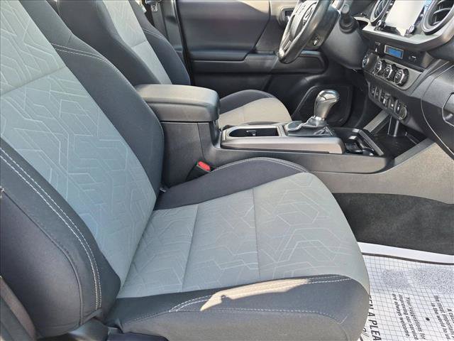 Used 2022 Toyota Tacoma TRD Sport w/ Technology Package RWD image 18