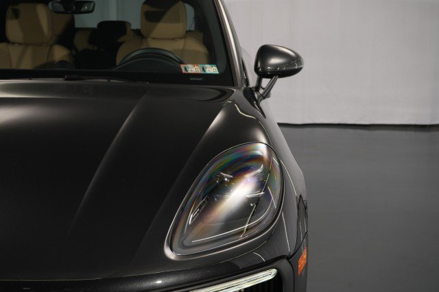 Used 2022 Porsche Macan S image 7
