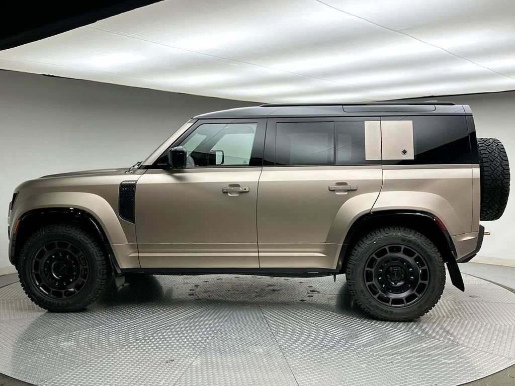 New 2026 Land Rover Defender 110 OCTA AWD/4WD image 10