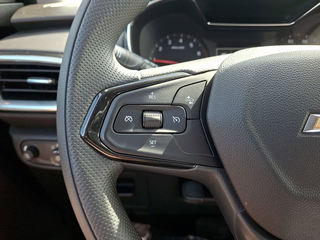 Used 2023 Chevrolet TrailBlazer LT w/ Convenience Package image 21