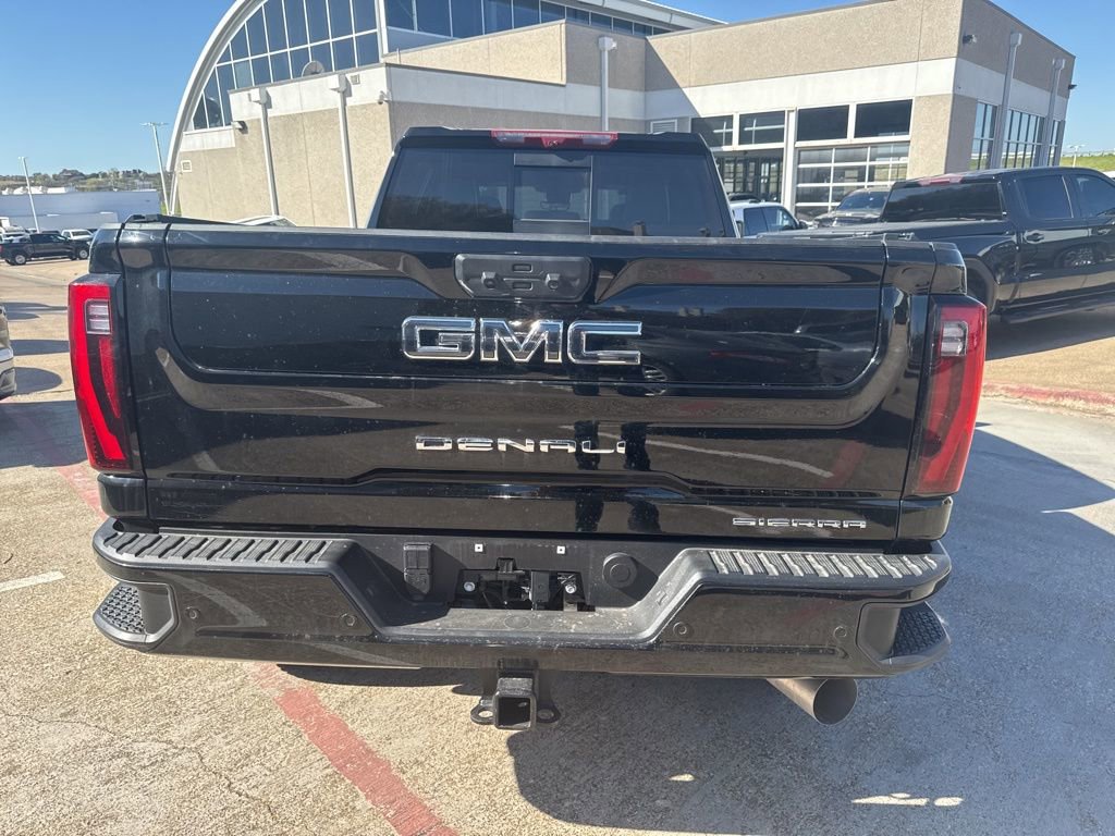 Used 2025 GMC Sierra 2500 Denali Ultimate image 5