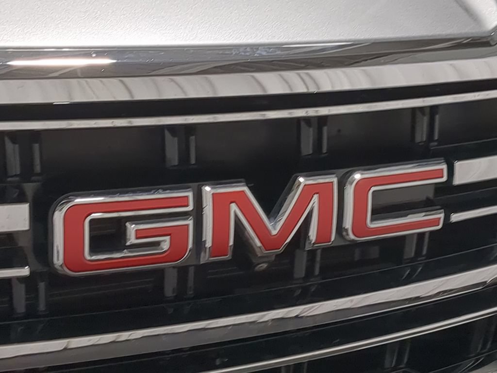 Used 2023 GMC Yukon XL SLT w/ SLT Premium Package AWD/4WD image 15