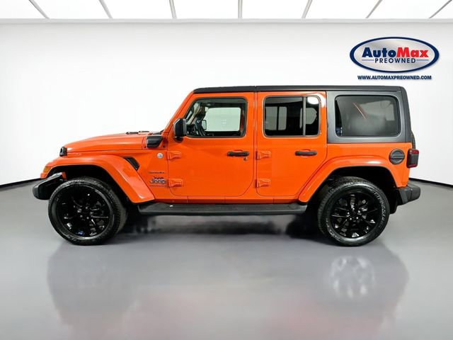 Used 2023 Jeep Wrangler Unlimited Sahara w/ Cold Weather Group AWD/4WD image 9