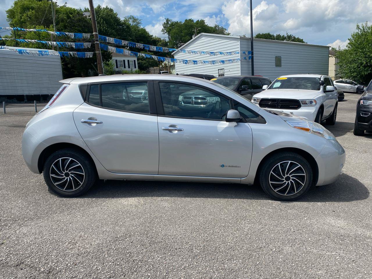 Used 2015 Nissan Leaf S w/ Charge Package FWD image 7