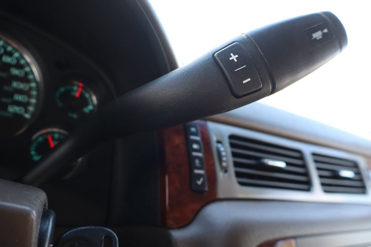 Used 2010 Chevrolet Silverado 2500 LTZ w/ Suspension Package, Off-Road image 33