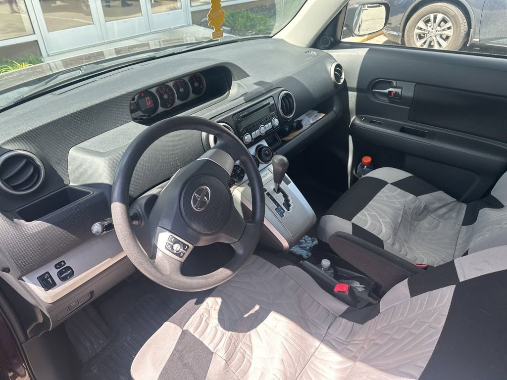 Used 2008 Scion xB FWD image 12