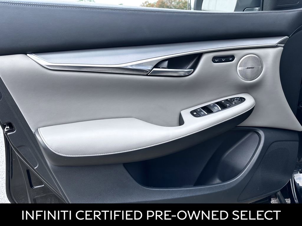 Certified 2023 INFINITI QX50 Luxe w/ Accent Package image 28